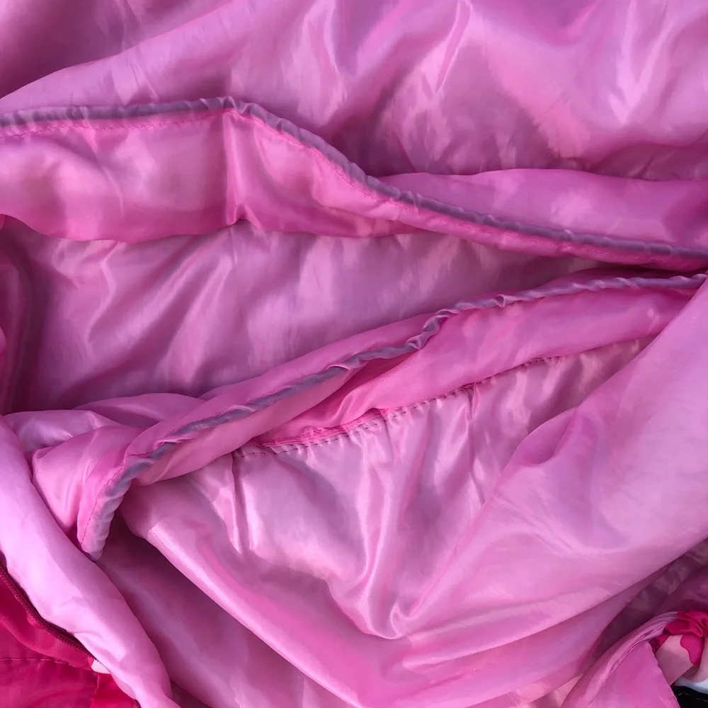 - Girls Pink Camo Sleeping Bag! EUC!